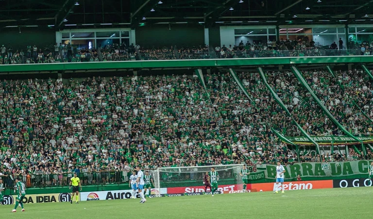Chapecoense x Botafogo: Onde assistir, horário e prováveis escalações