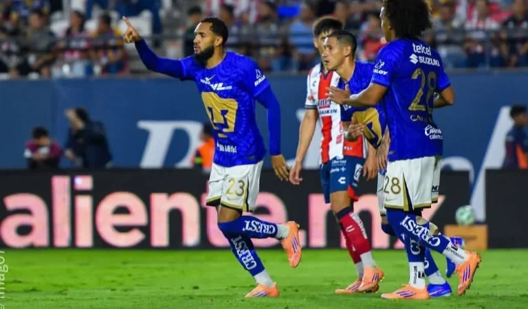 Juninho marca, Pumas vence e confirma vaga nas quartas do Clausura