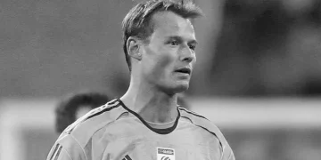 Alex Manninger, ídolo do Arsenal, morreu aos 48 anos