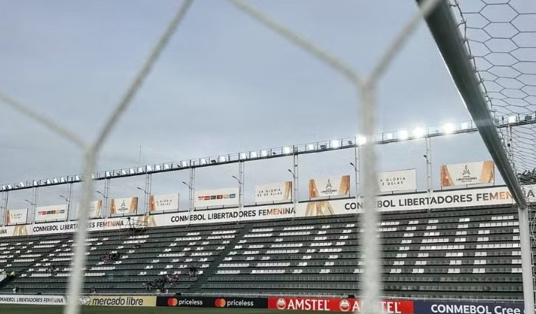 Vasco estreia na Sul-Americana contra o Barracas Central