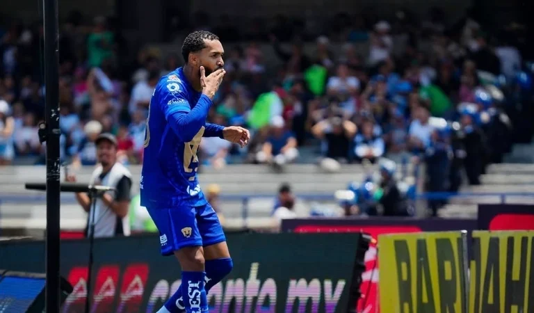 Ex-Flamengo vive fase artilheira no futebol mexicano