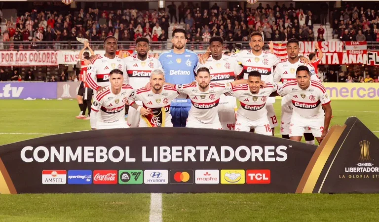 Flamengo empata, Boto detona arbitragem e Arrascaeta lesionado