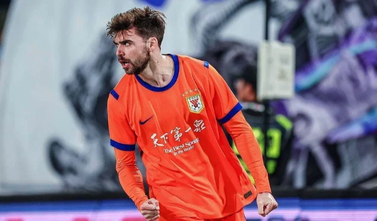 Zeca comanda vitória do Shandong Taishan e celebra grande fase na China