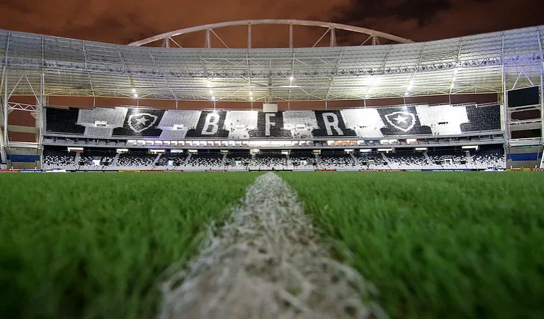 Botafogo x Racing: Onde assistir, horário e prováveis escalações