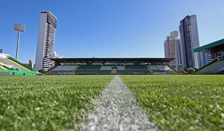 Chapecoense x Botafogo: Onde assistir, horário e prováveis escalações