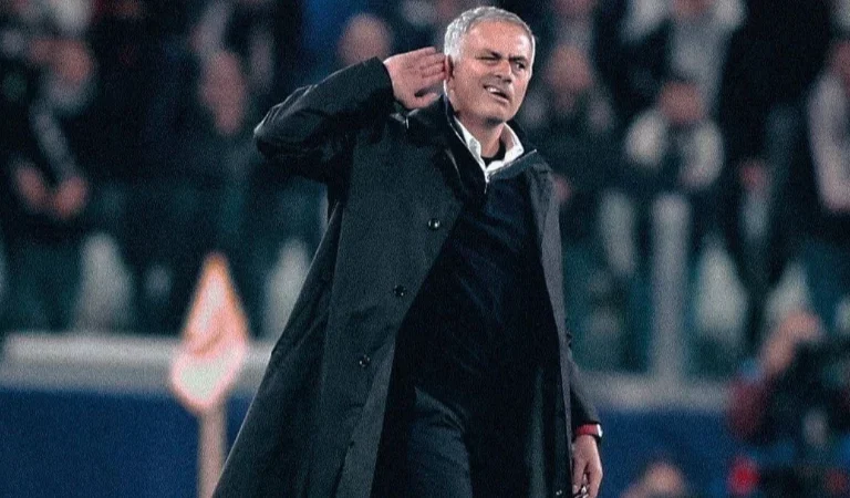 Mourinho acerta retorno ao Real Madrid e deve assinar até 2028