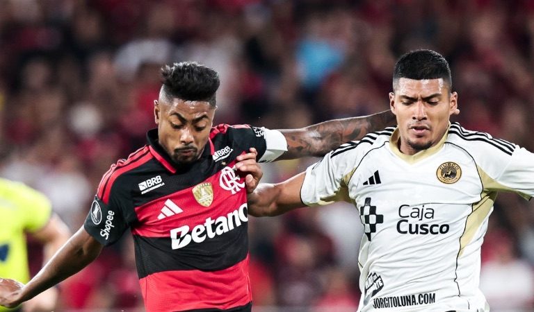 Flamengo vence Cusco e embala na Libertadores