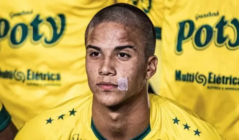 Flamengo encaminha acerto com jovem que brilhou na Copinha
