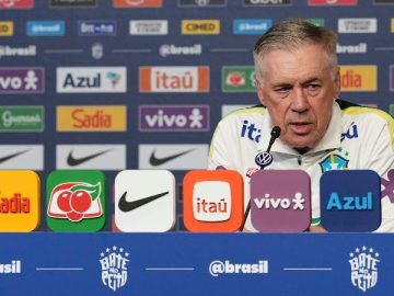 Ancelotti durante a coletiva desta sexta-feira