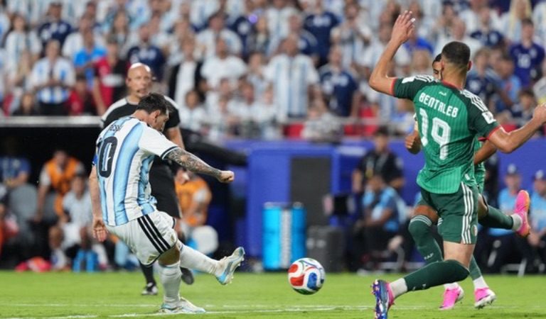 Messi se torna o maior artilheiro da história das Copas do Mundo