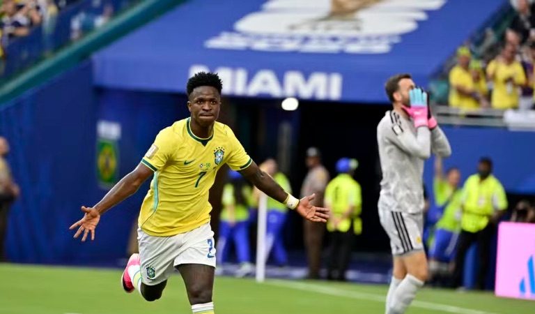 Real Madrid dá ultimato por renovação de Vini Júnior, diz jornal espanhol