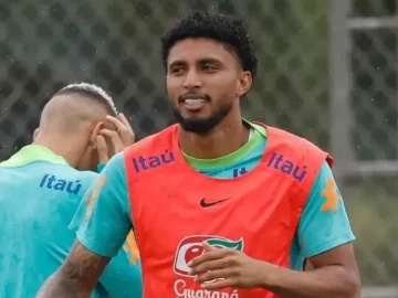 Éderson substitui Wesley na listagem da Copa do Mundo