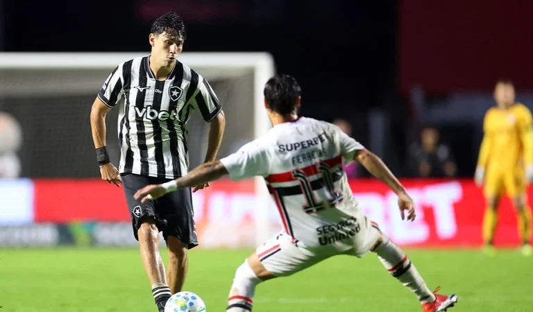Conversas avançam e Botafogo e São Paulo encaminham troca de jogadores