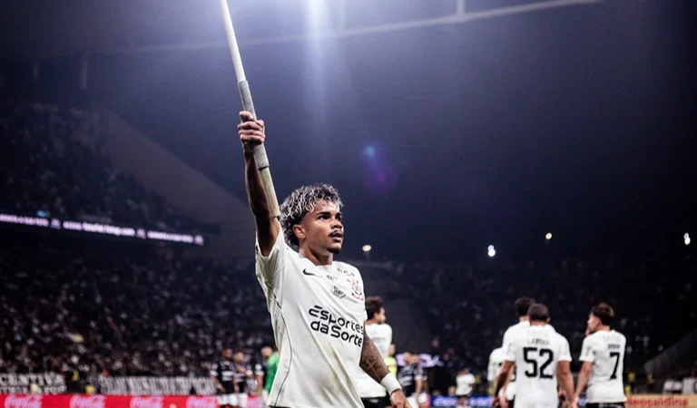 Kaio César assume protagonismo no Corinthians e lidera estatísticas do elenco após retomada do Brasileirão