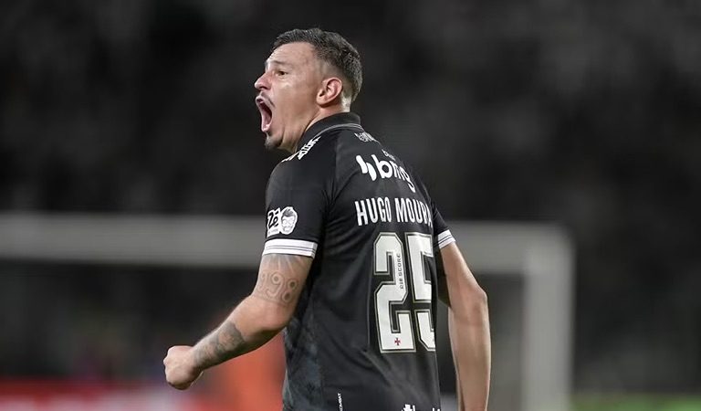 Vasco confirma transferência de Hugo Moura para o Al-Fayha