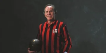 Franco Baresi, ídolo do Milan, morreu aos 66 anos