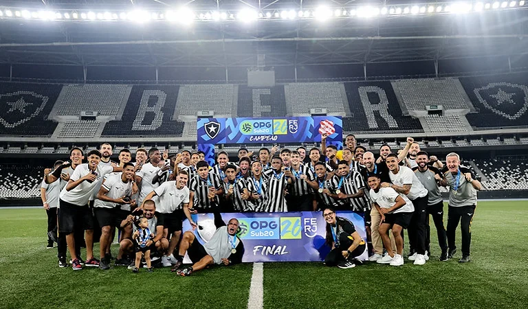 Com gol no final do jogo, Botafogo bate o Bangu e é campeão do Torneio OPG Sub-20