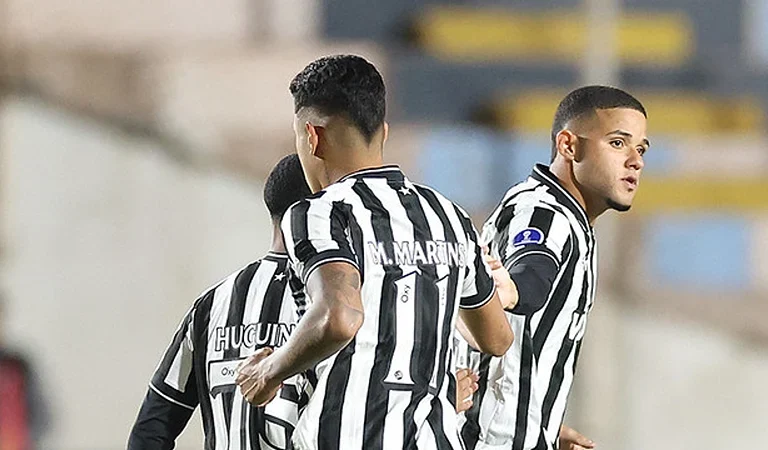 Botafogo negocia venda de jogadores para clubes do exterior 