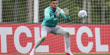 Kaique em treinamento pelo Palmeiras (Foto: Cesar Greco/Palmeiras)