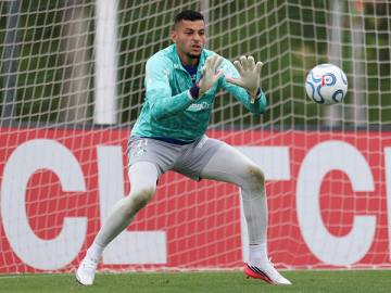 Kaique em treinamento pelo Palmeiras (Foto: Cesar Greco/Palmeiras)