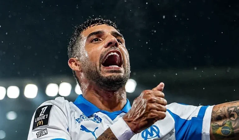 Santos desiste da contratação de Emerson Palmieri após Olympique de Marselha barrar saída