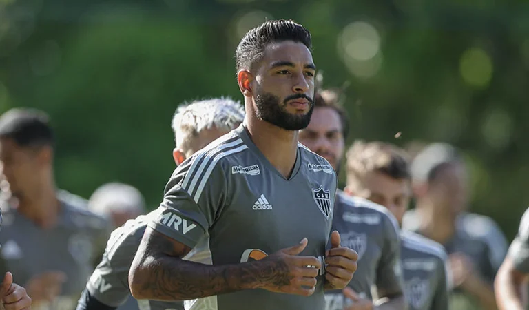 Negócio por Nathan trava e Botafogo encaminha contratação de outro defensor