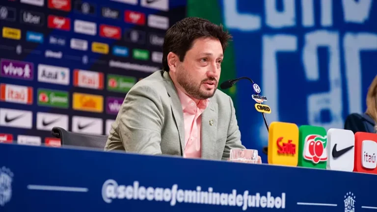 Arthur Elias, técnico da Seleção Feminina (Foto: Samara Moumei/CBF)