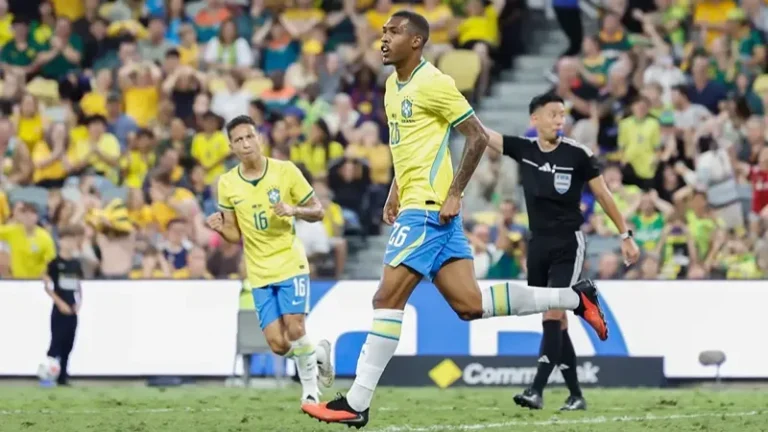 Rayan comemora o gol de empate diante da Austrália (Foto: Rafael Ribeiro/CBF)