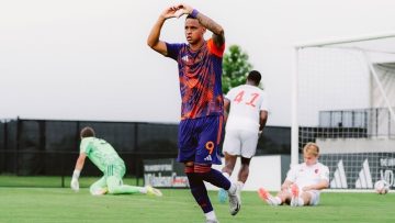 Arthur Sousa comemora gol pelo Houston Dynamo II (Foto: Divulgação)