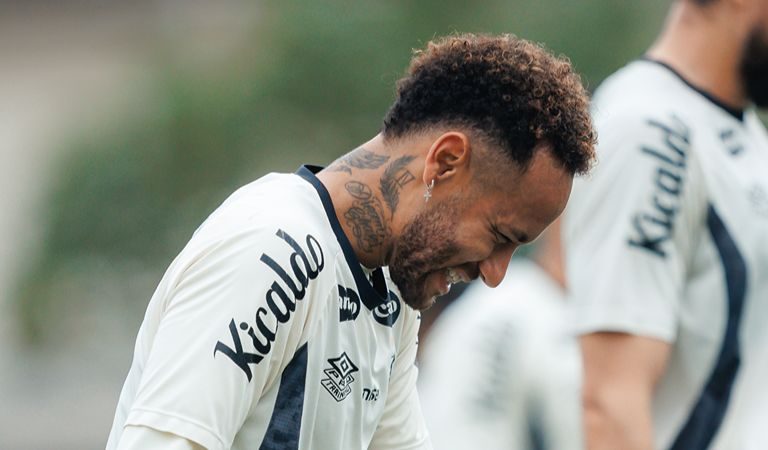 Santos relaciona Neymar para duelo contra o Flamengo