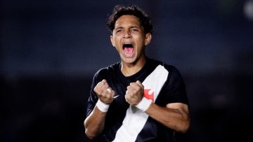 Yan Falcão comemora gol pelo Vasco (Foto: Divulgação)